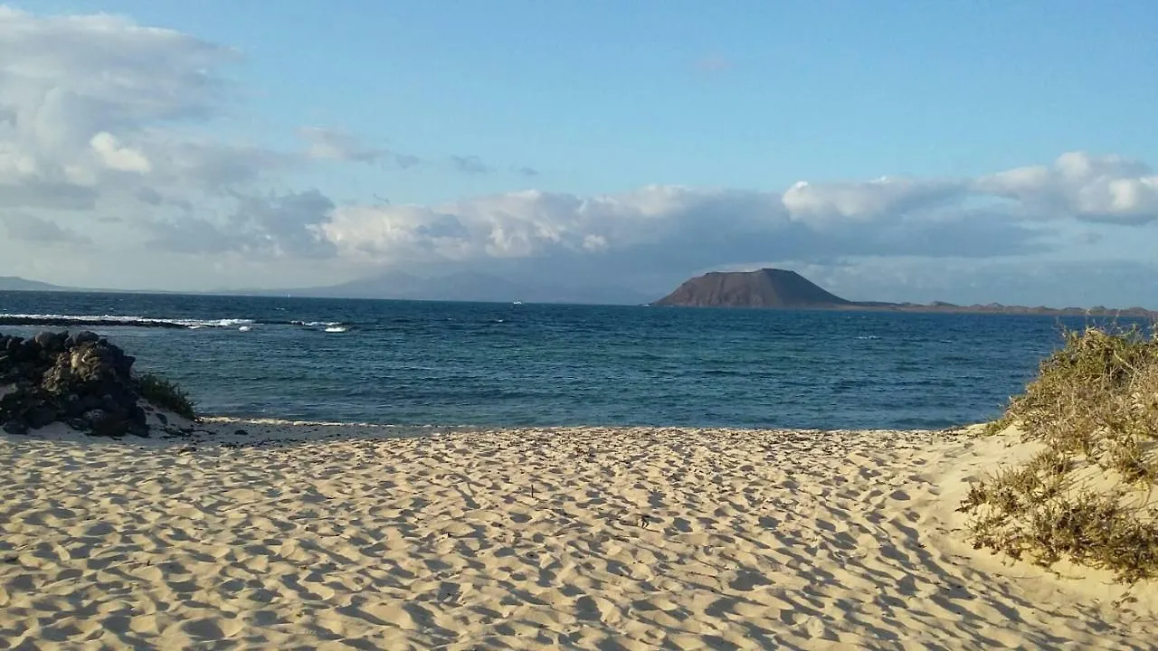 Beach & Pool Corralejo 0*,